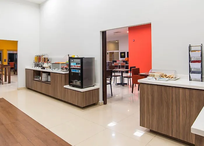 Holiday Inn Express Manzanillo By Ihg